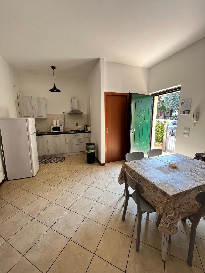 Sebino 11 Apartment Peschiera del Garda Exterior photo