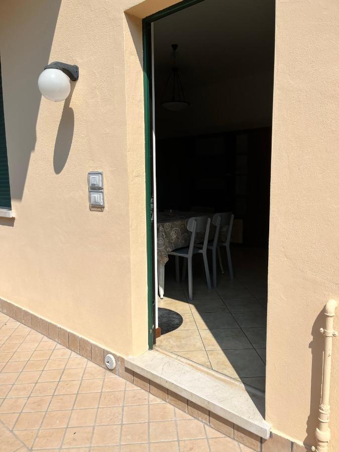 Sebino 11 Apartment Peschiera del Garda Exterior photo